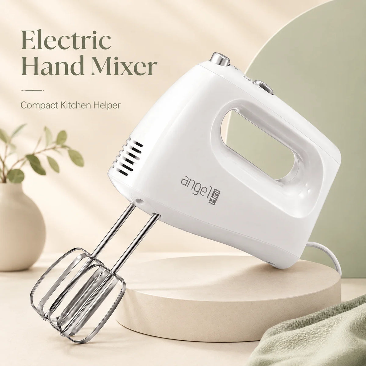 Electric Hand Mixer With Turbo Beaters, Dough Hooks And Whisk