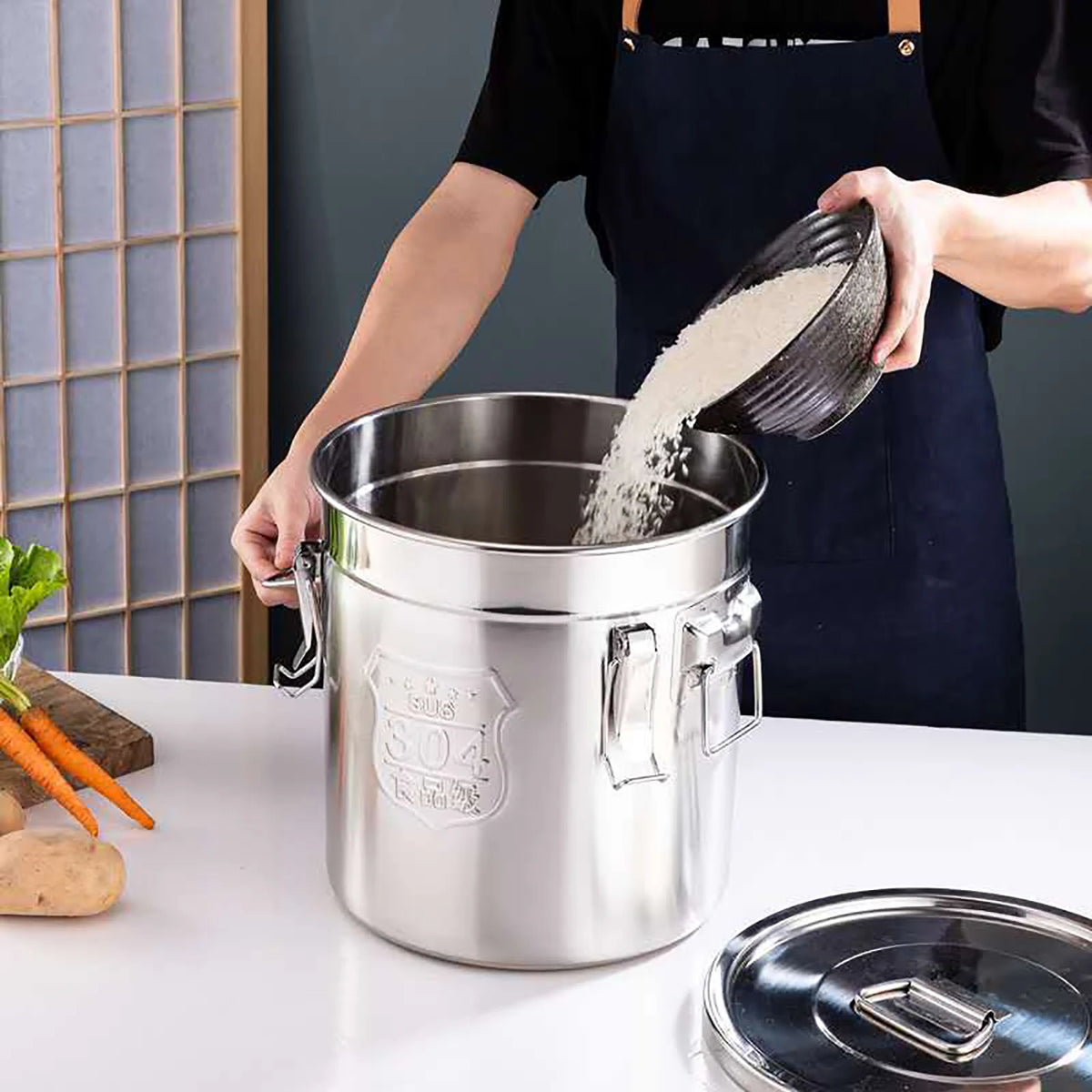 Stainless Steel Airtight Food Storage Canister With Locking Clamp