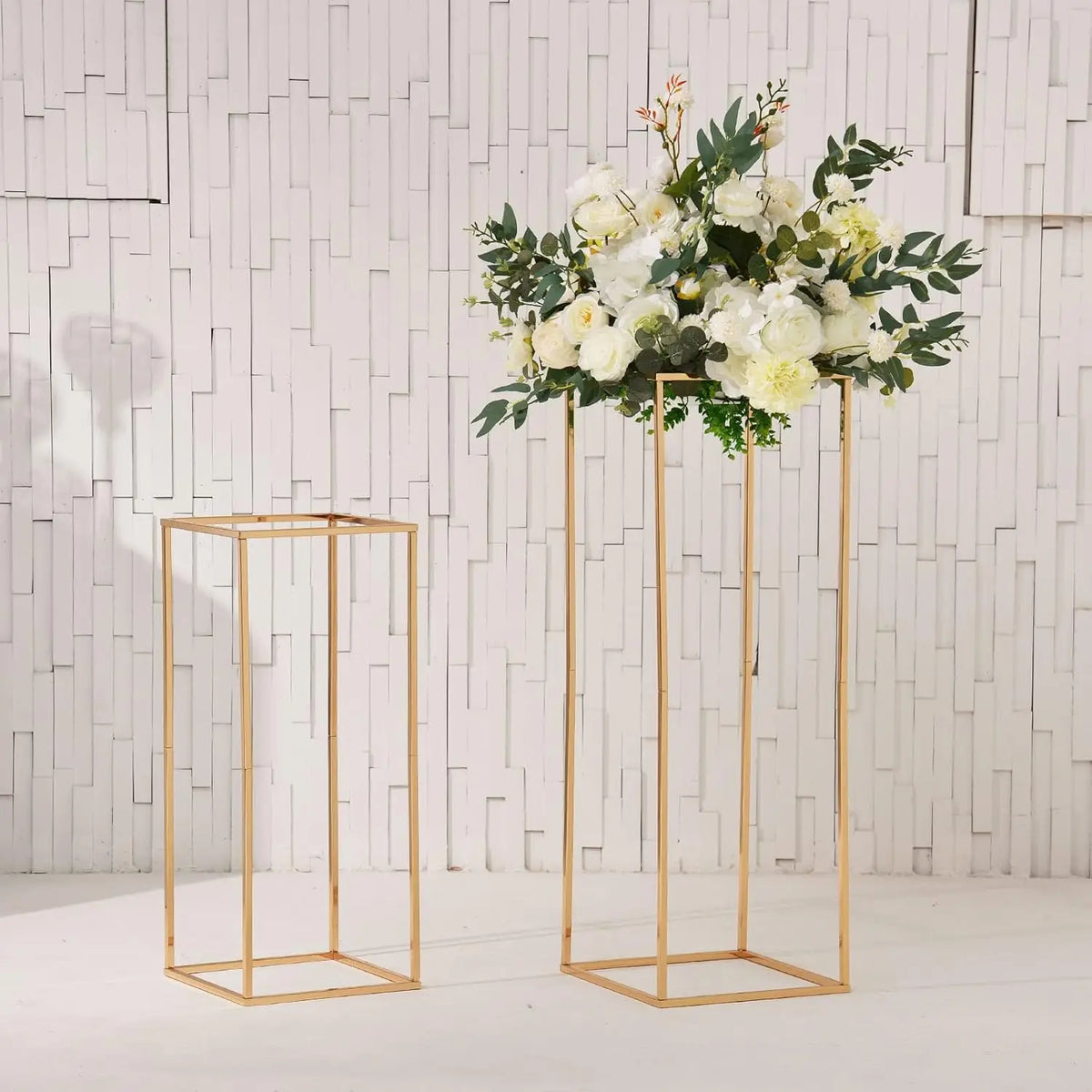 23.6" Tall Gold Metal Wedding Flower Vase Set of 5, Flower Stand Centerpieces for Wedding Table Decoration Party Banquet Centerpiece Gold Vase