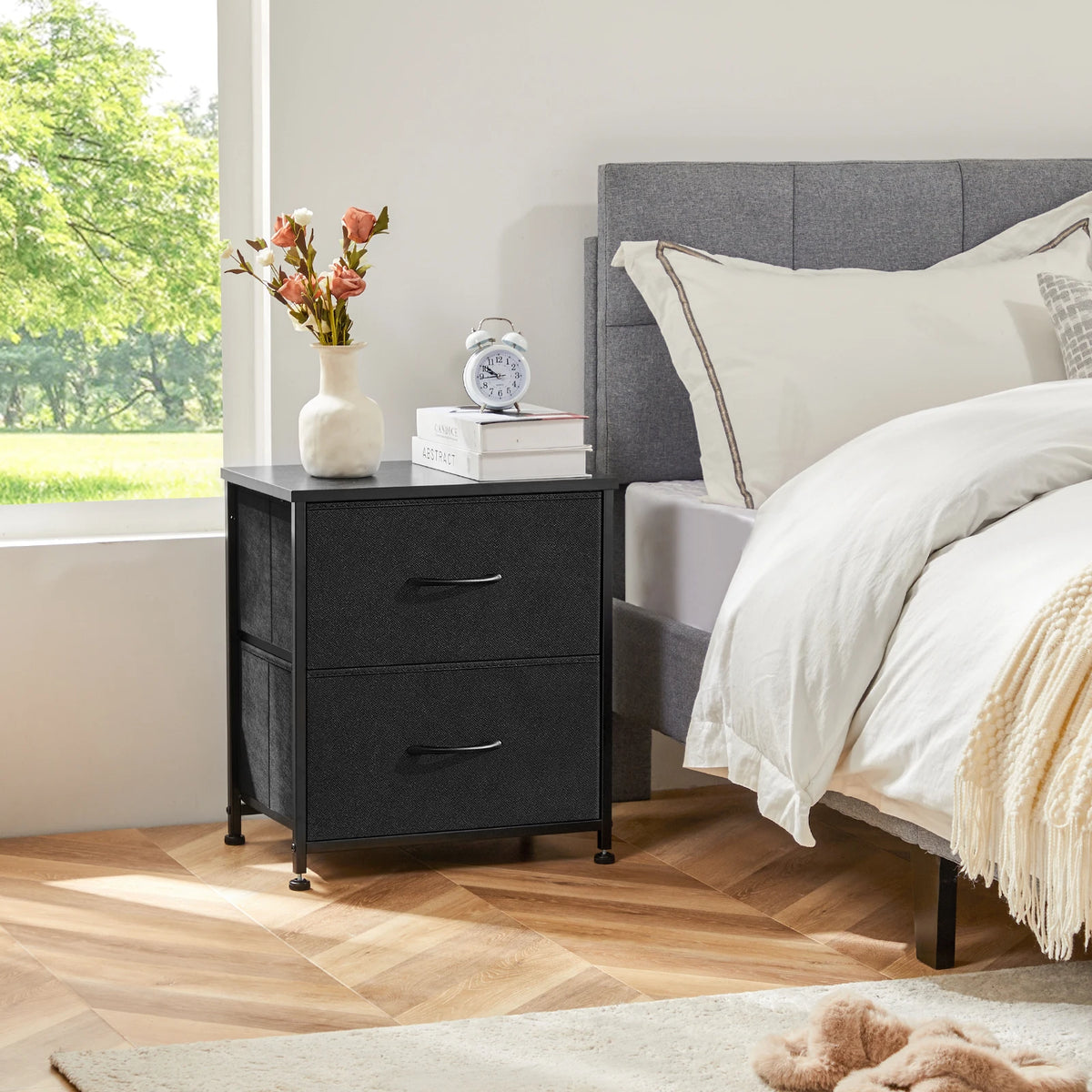 MCQ Modern Style Metal Living Room Storage Display Cabinet Nightstand