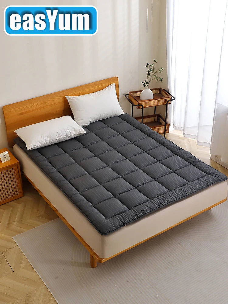 Lightweight Breathable Polyester Mattress Protector And Bedding Topper Cover