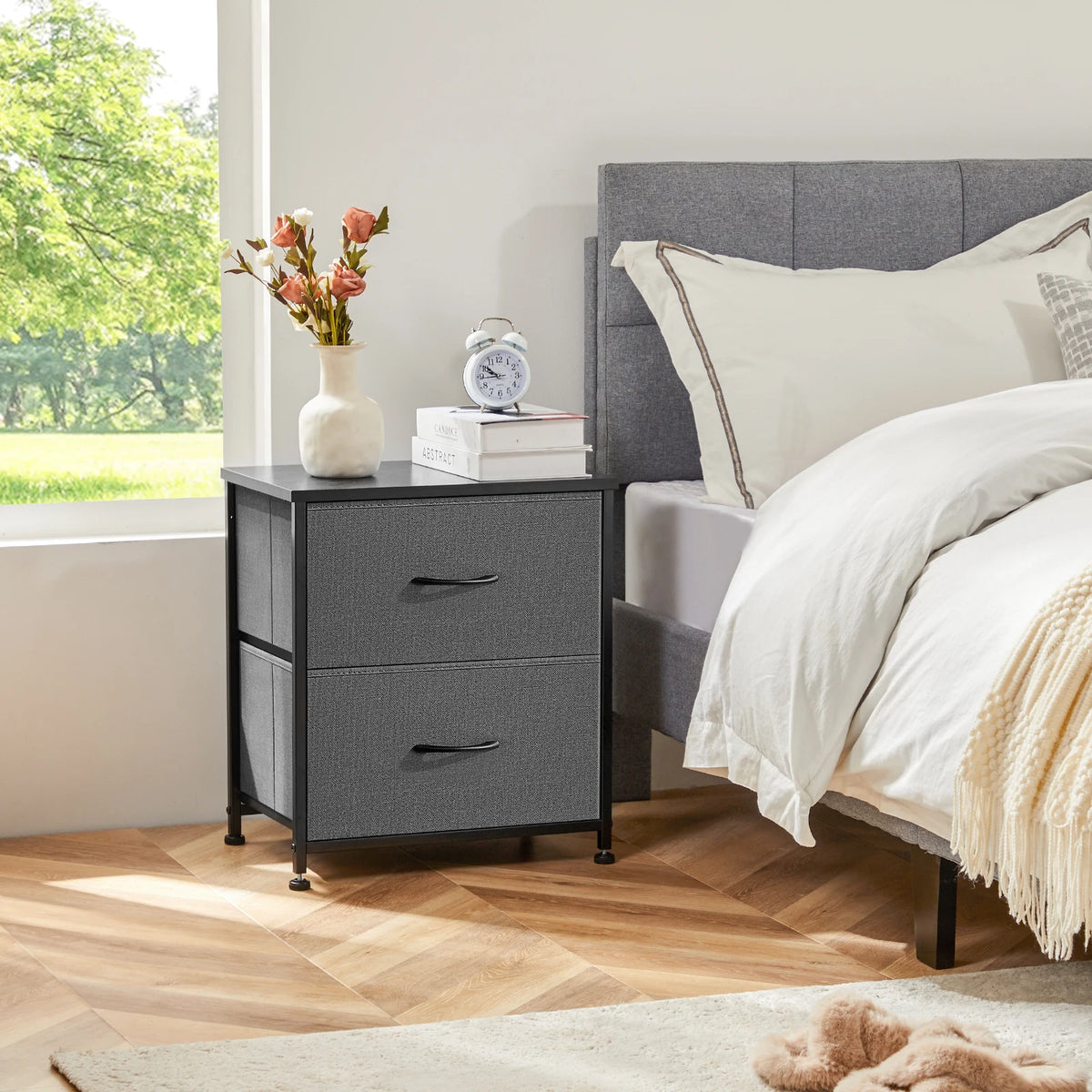 MCQ Modern Style Metal Living Room Storage Display Cabinet Nightstand