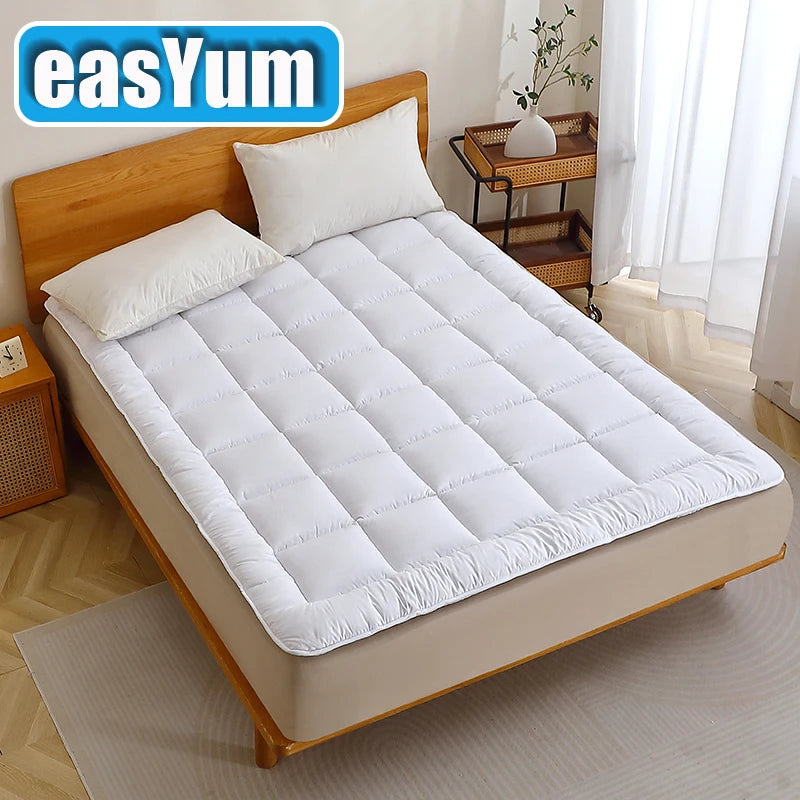 Lightweight Breathable Polyester Mattress Protector And Bedding Topper Cover